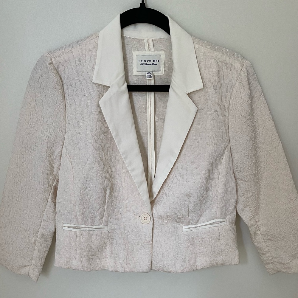 Cream blazer. Size S